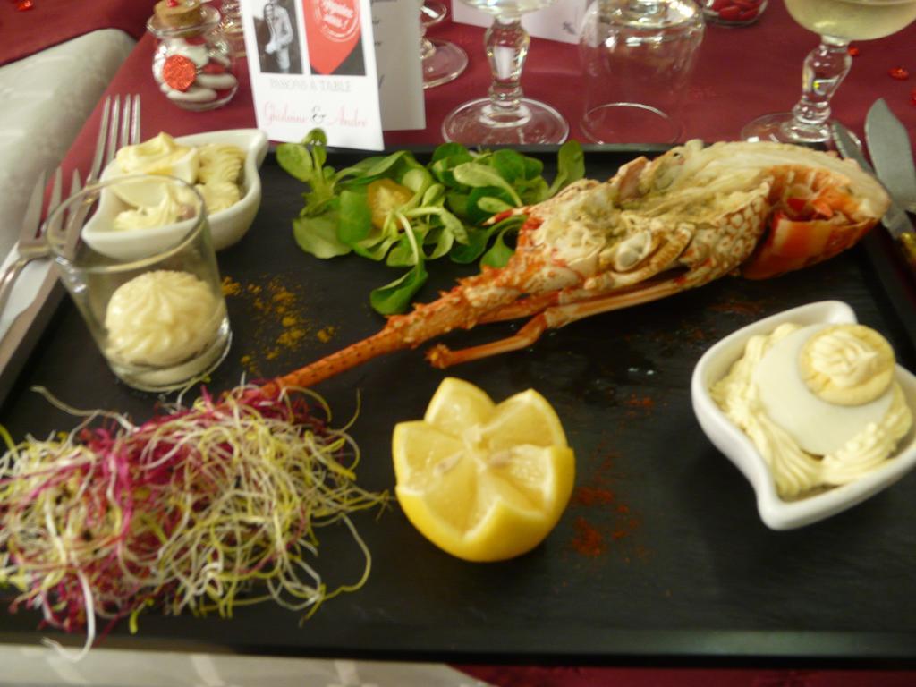 Hotel Ronsin Fresnay-sur-Sarthe Ngoại thất bức ảnh